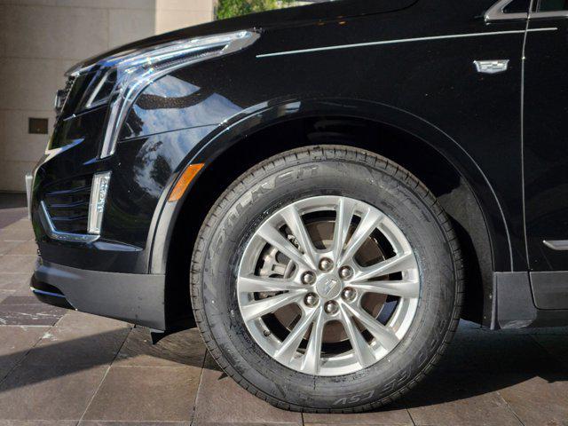 used 2022 Cadillac XT5 car, priced at $28,945