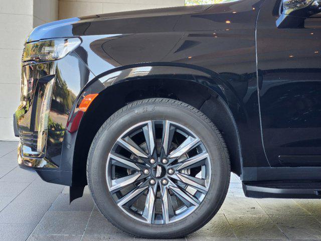 used 2023 Cadillac Escalade ESV car, priced at $84,992