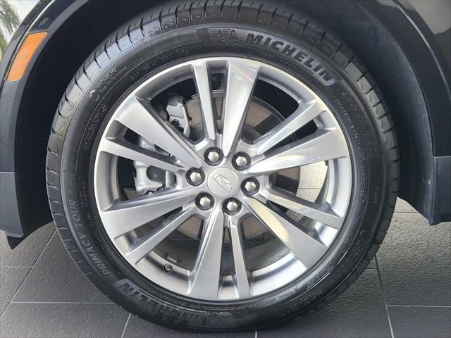 used 2024 Cadillac XT5 car, priced at $41,499