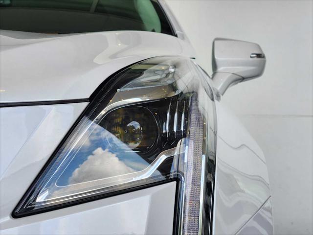 used 2024 Cadillac XT5 car, priced at $44,998