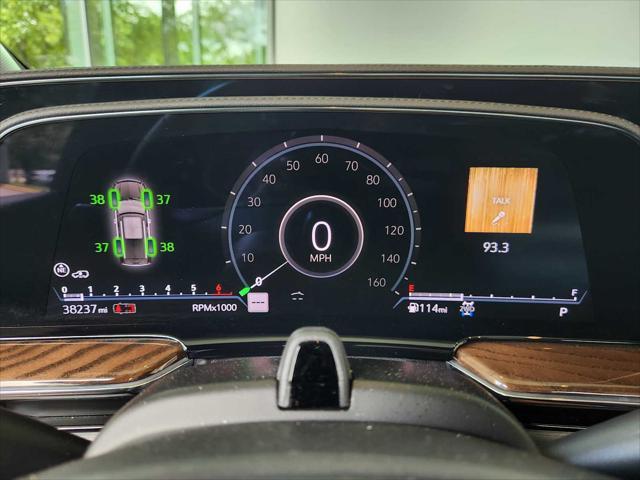used 2023 Cadillac Escalade ESV car, priced at $84,998