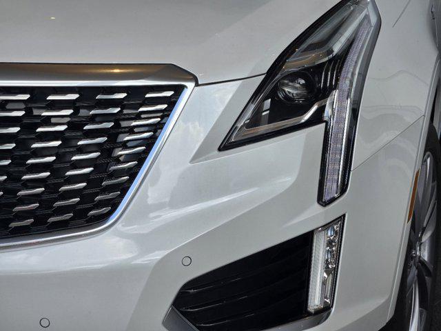 new 2024 Cadillac XT5 car, priced at $53,165