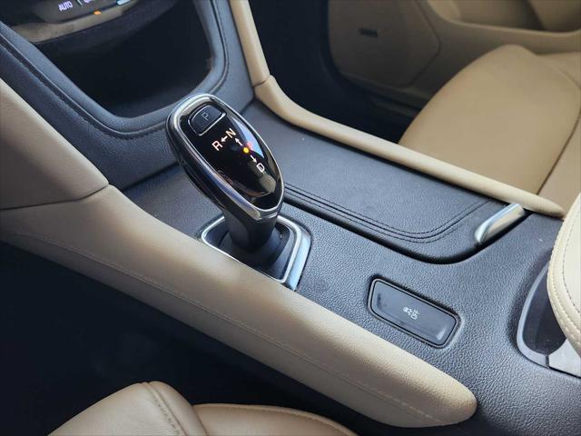 used 2018 Cadillac XT5 car, priced at $15,991
