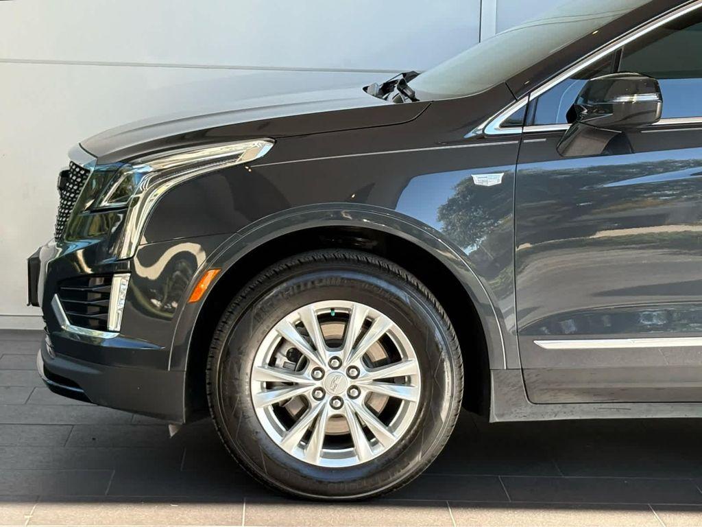 used 2021 Cadillac XT5 car, priced at $24,998