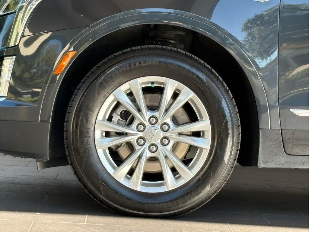 used 2021 Cadillac XT5 car, priced at $24,998