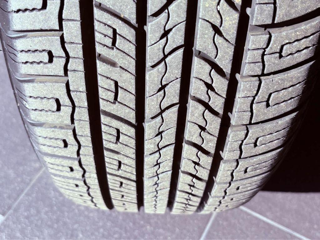 used 2021 Cadillac XT5 car, priced at $24,998