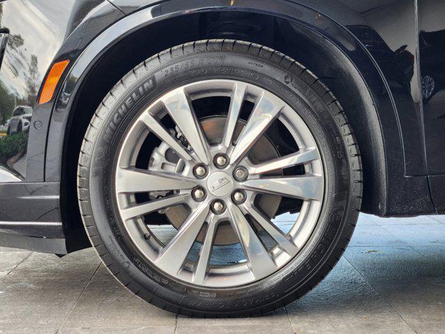 used 2024 Cadillac XT6 car, priced at $54,992