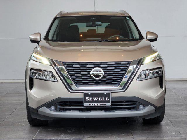 used 2021 Nissan Rogue car, priced at $22,998