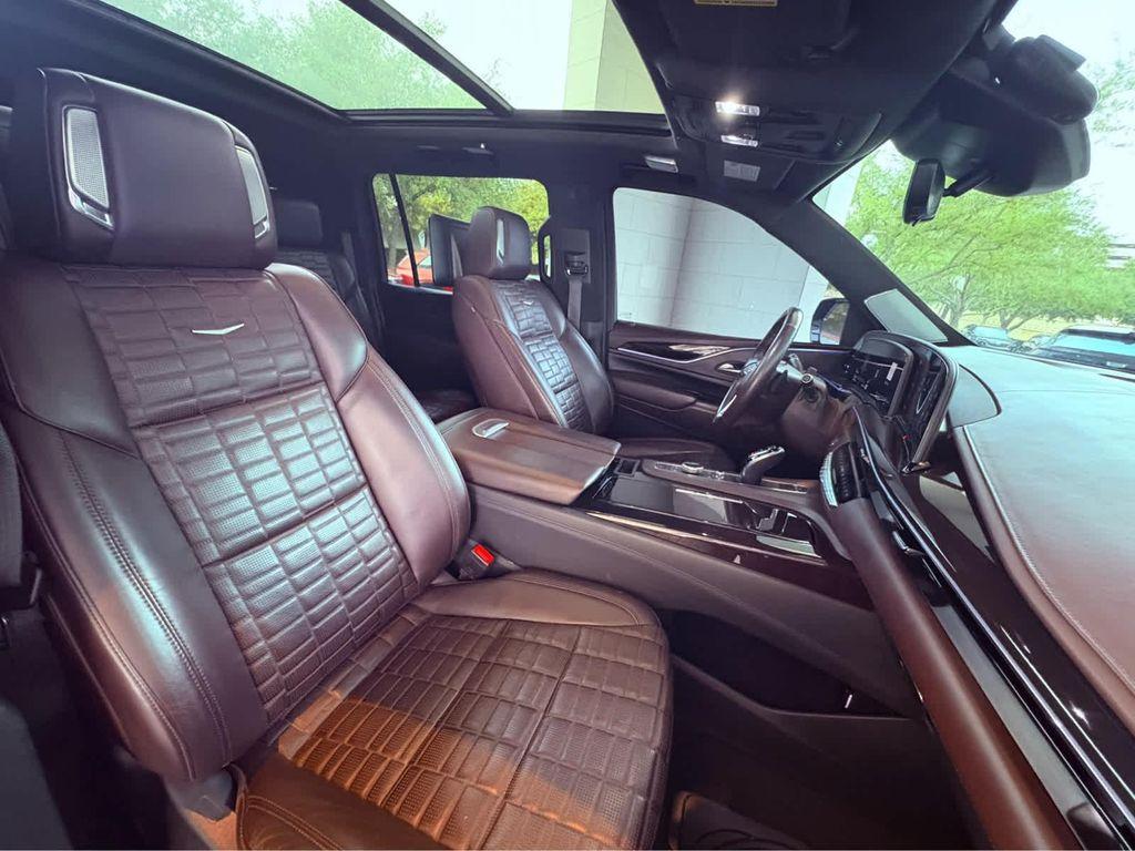 used 2021 Cadillac Escalade ESV car, priced at $59,991