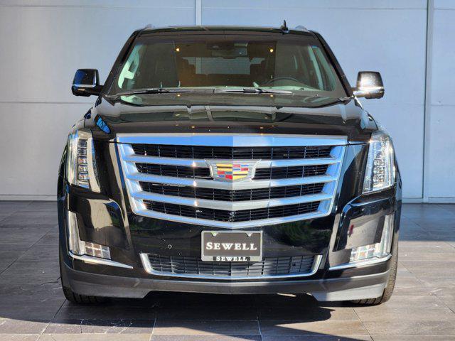 used 2016 Cadillac Escalade car, priced at $26,998