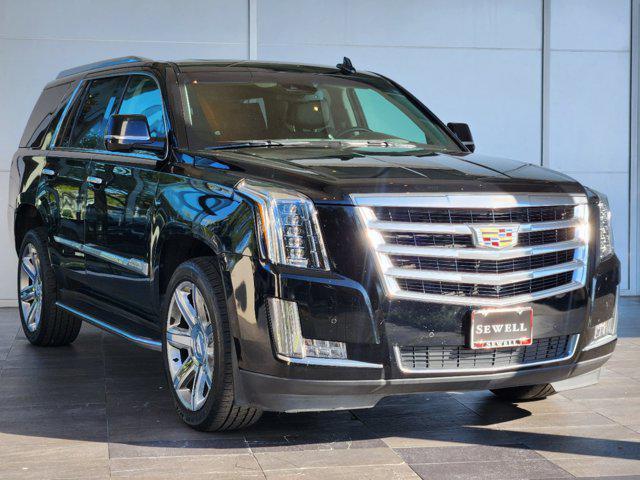 used 2016 Cadillac Escalade car, priced at $26,998