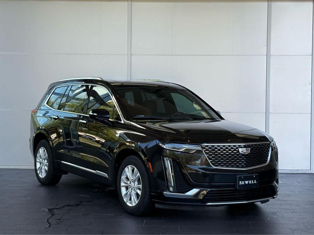 used 2021 Cadillac XT6 car, priced at $25,991