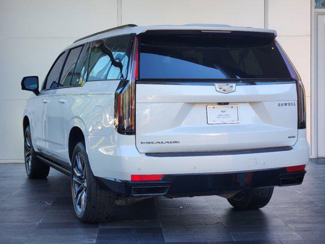 used 2023 Cadillac Escalade ESV car, priced at $87,992