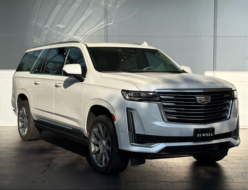 used 2021 Cadillac Escalade ESV car, priced at $52,991