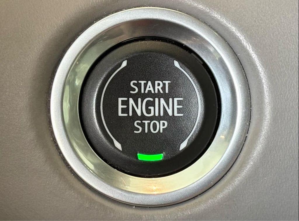 used 2021 Cadillac Escalade ESV car, priced at $52,991