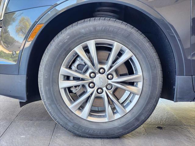 used 2022 Cadillac XT5 car, priced at $34,998