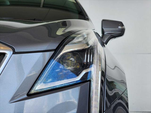 used 2022 Cadillac XT5 car, priced at $31,998