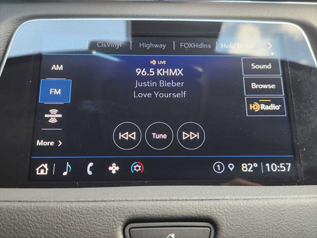 used 2023 Cadillac XT4 car, priced at $29,998