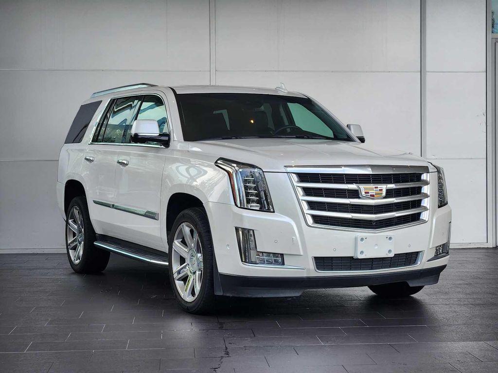 used 2017 Cadillac Escalade car, priced at $29,991