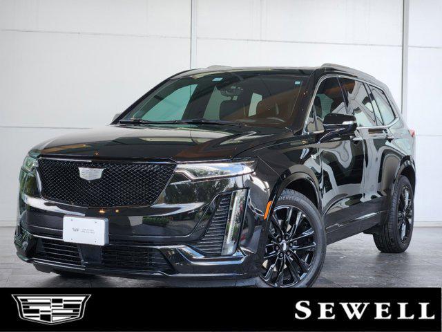 used 2022 Cadillac XT6 car, priced at $42,992