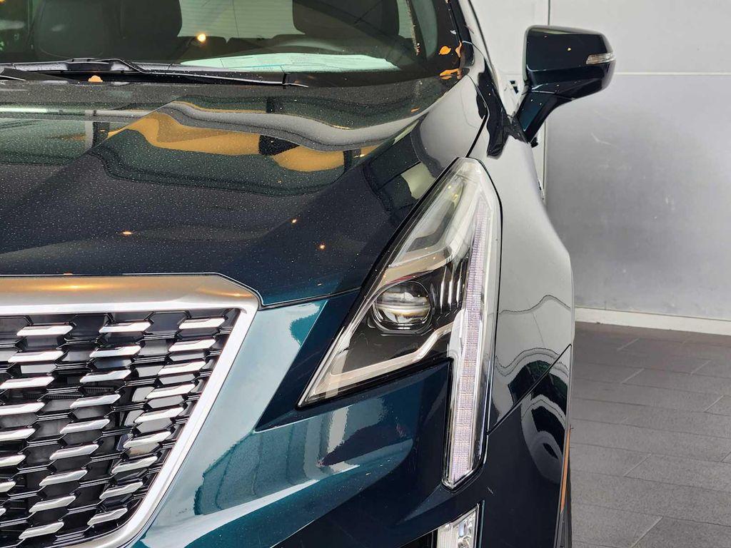 new 2025 Cadillac XT5 car, priced at $46,840