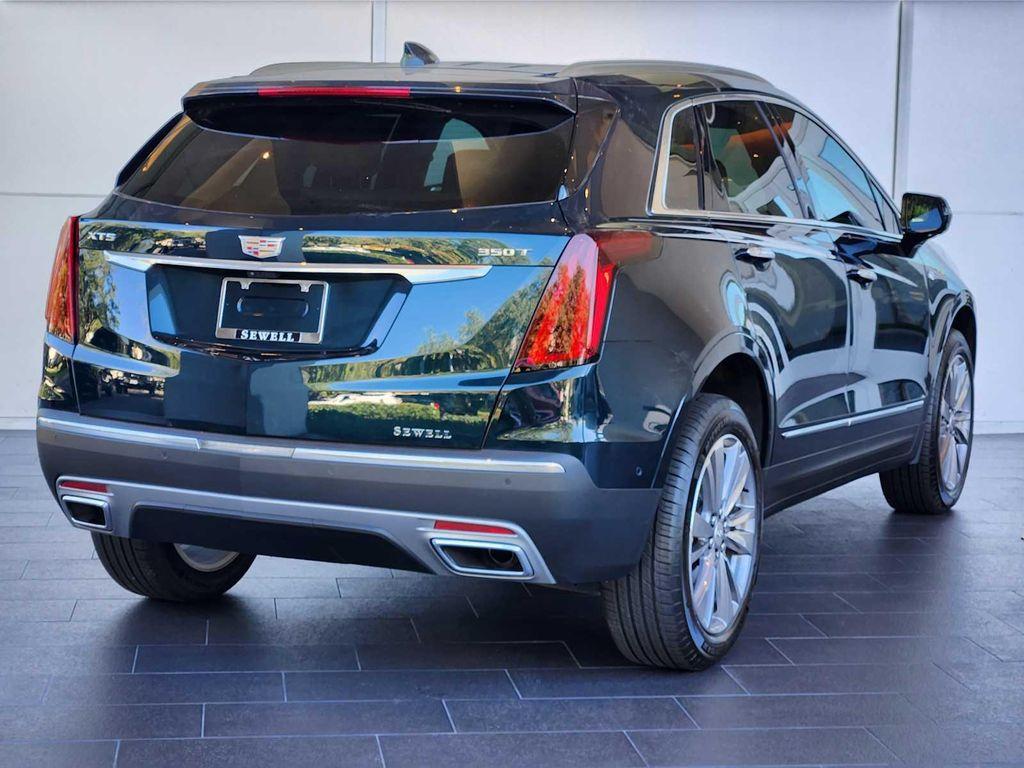 new 2025 Cadillac XT5 car, priced at $55,735