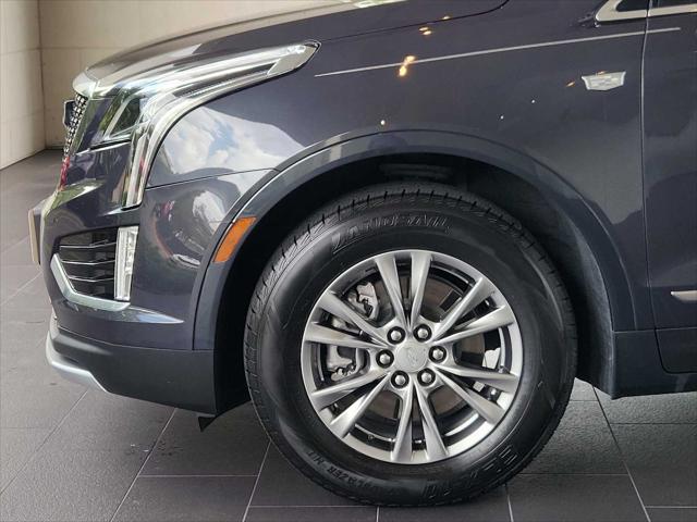 used 2022 Cadillac XT5 car, priced at $31,998