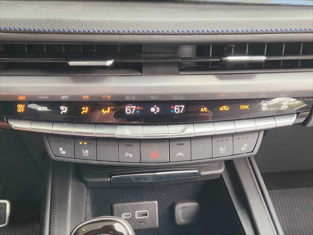 used 2024 Cadillac XT4 car, priced at $39,991