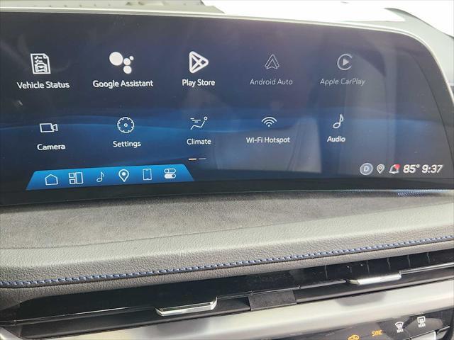 used 2024 Cadillac XT4 car, priced at $39,991