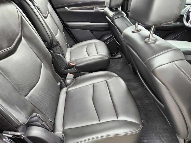 used 2023 Cadillac XT6 car, priced at $46,998