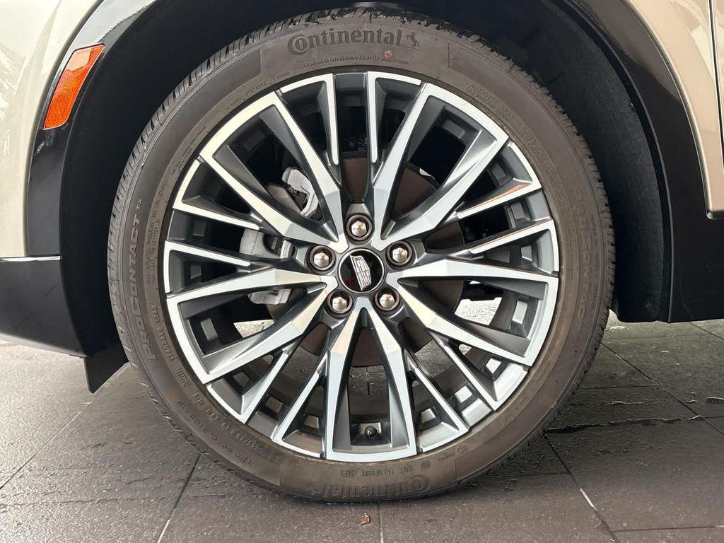 used 2024 Cadillac XT4 car, priced at $44,998