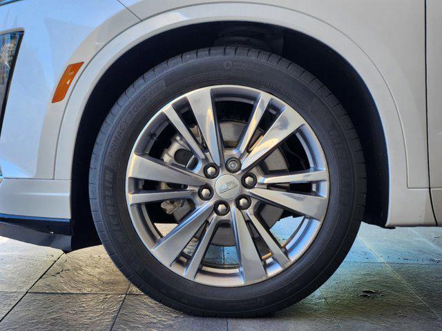 used 2023 Cadillac XT6 car, priced at $39,998