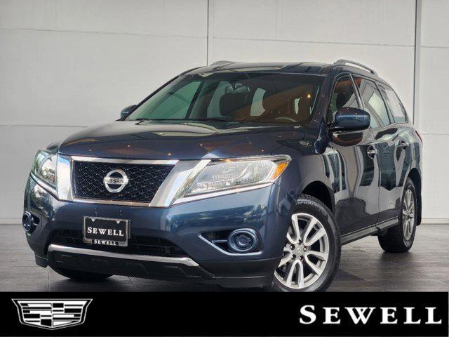 used 2016 Nissan Pathfinder car, priced at $14,998