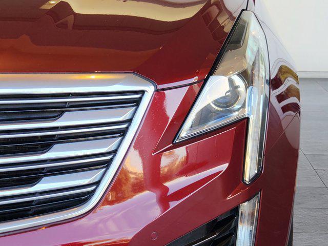 used 2017 Cadillac XT5 car, priced at $17,984