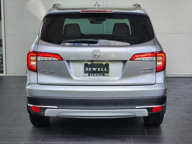 used 2022 Honda Pilot car, priced at $32,966