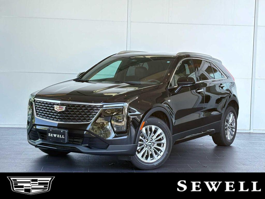 used 2024 Cadillac XT4 car, priced at $37,998