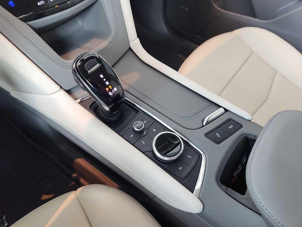 new 2025 Cadillac XT5 car, priced at $56,965