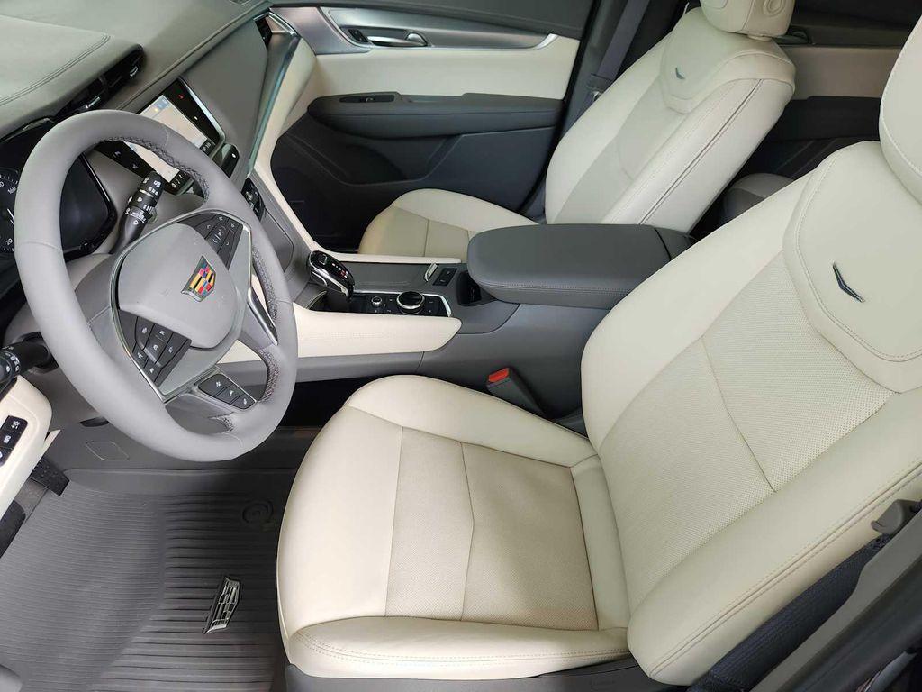 new 2025 Cadillac XT5 car, priced at $56,965