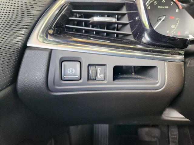 used 2023 Cadillac XT6 car, priced at $39,998
