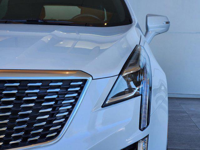 used 2022 Cadillac XT5 car, priced at $26,788