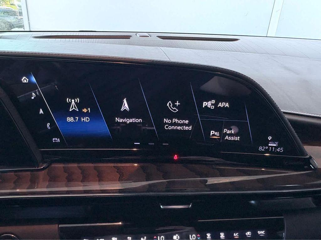 used 2023 Cadillac Escalade ESV car, priced at $83,998