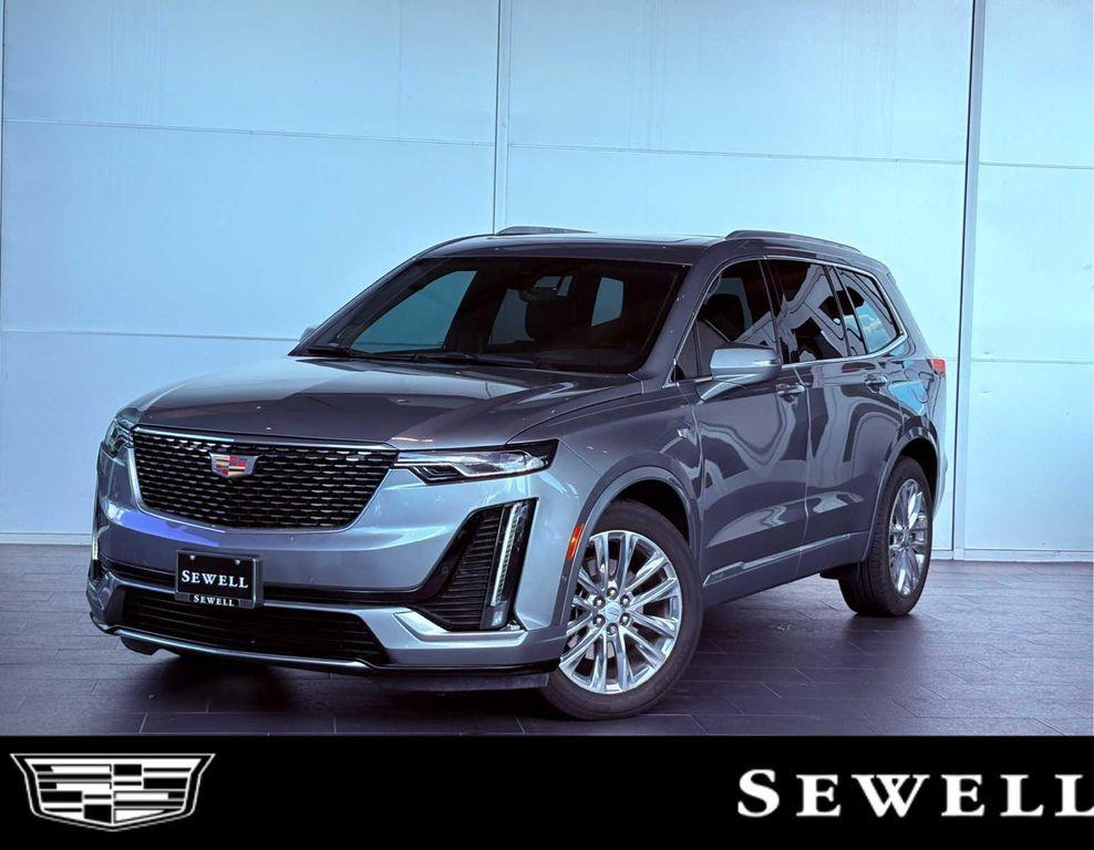 used 2023 Cadillac XT6 car, priced at $40,889