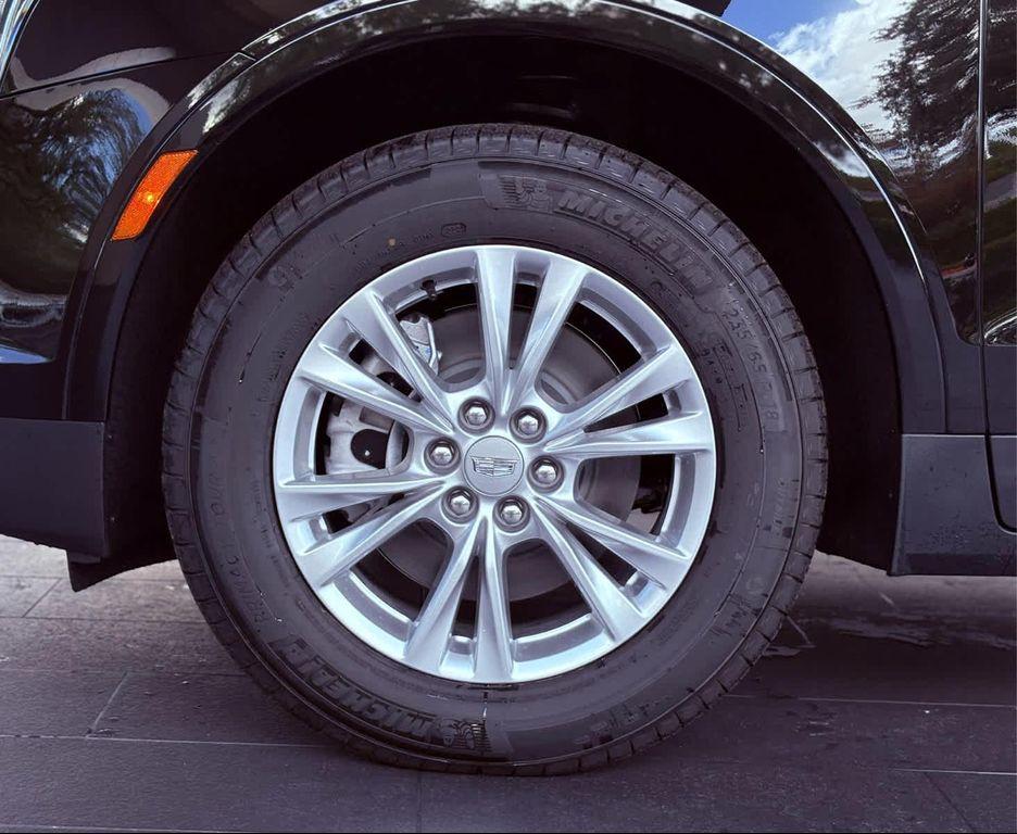 new 2025 Cadillac XT5 car, priced at $46,840