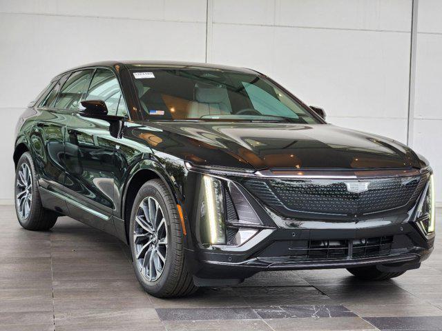 new 2025 Cadillac LYRIQ car, priced at $65,095