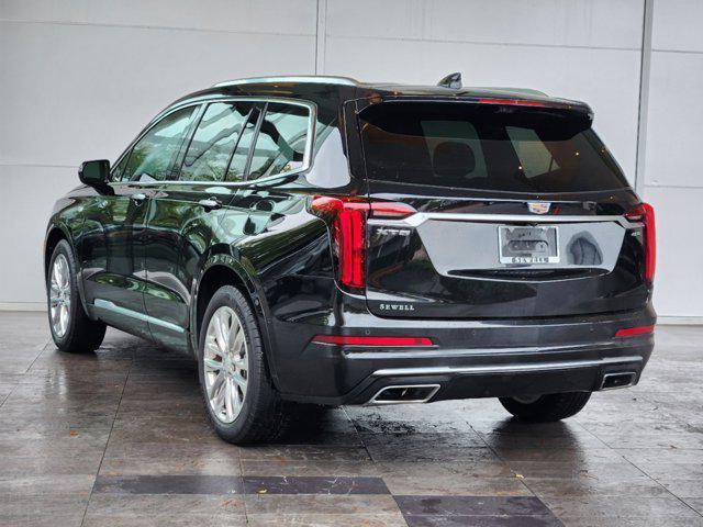 used 2022 Cadillac XT6 car, priced at $34,996