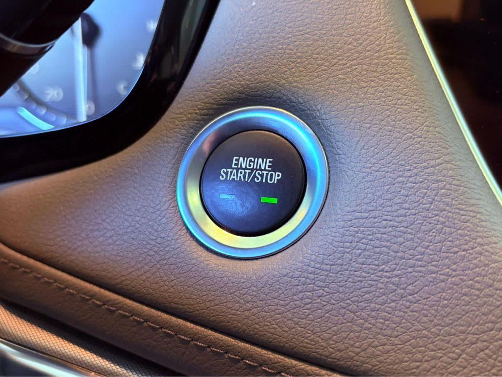 used 2023 Cadillac XT5 car, priced at $28,991