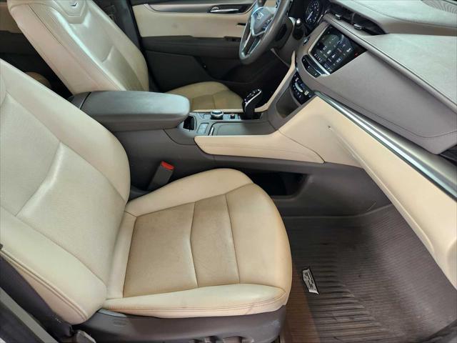 used 2021 Cadillac XT5 car, priced at $24,998