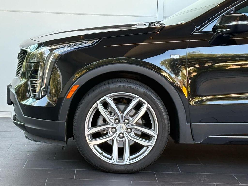 used 2023 Cadillac XT4 car, priced at $29,998