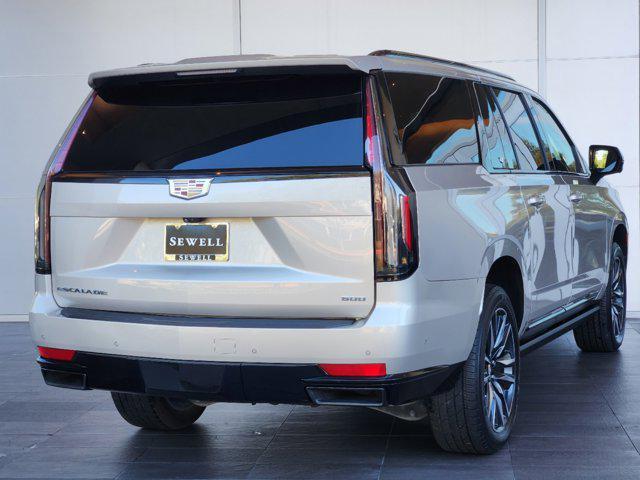 used 2021 Cadillac Escalade ESV car, priced at $62,998