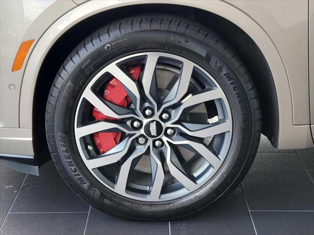 used 2023 Cadillac XT6 car, priced at $51,998